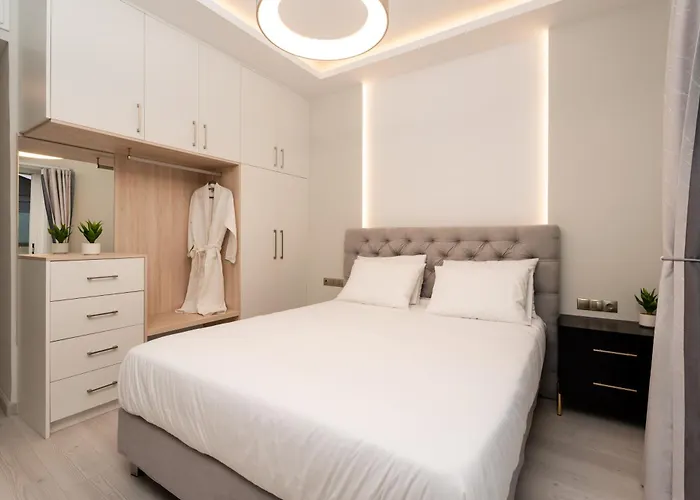 Secret View Apartment, With Private Jacuzzi Апартаменти *