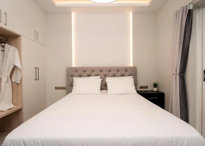 Апартаменти Secret View Apartment, With Private Jacuzzi